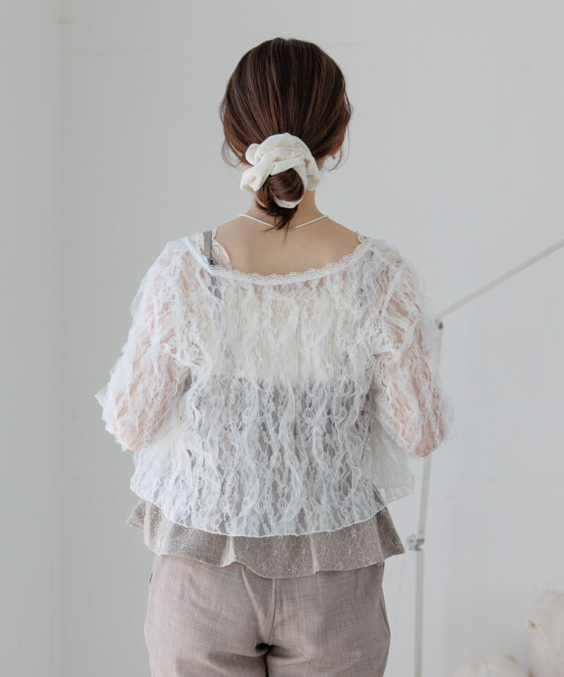 トップス Floral Lace Ruffled Top herlipto Floral Lace Ruffled Top