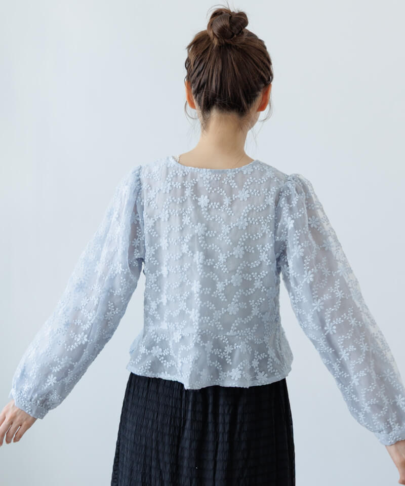 50%OFF】blooming ribbon top～ﾌﾞﾙｰﾐﾝｸﾞﾘﾎﾞﾝﾄｯﾌﾟ | flower／フラワー