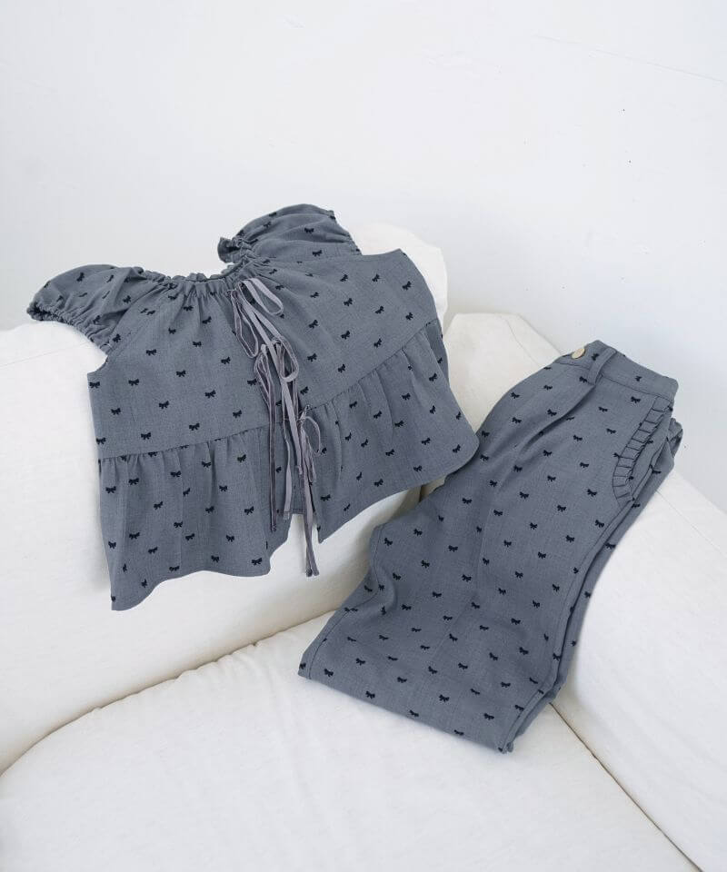 tiny ribbon pants～ﾀｲﾆｰﾘﾎﾞﾝﾊﾟﾝﾂ | flower／フラワー公式通販