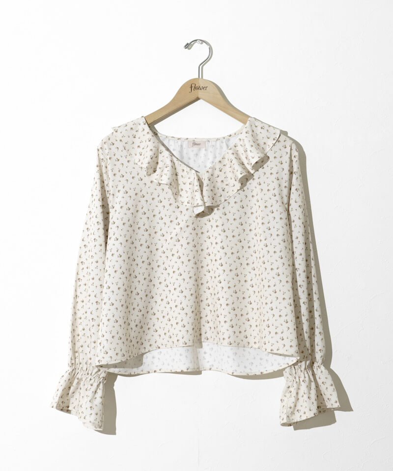 Flowerモチーフラッフルブラウス♡♡♡ merry jenny（メリージェニー）の「flowerラッフルブラウス（シャツ