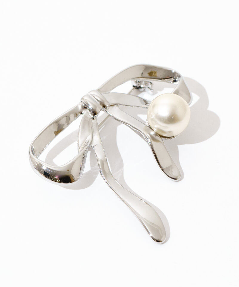 falling ribbon brooch～ﾌｫｰﾘﾝｸﾞﾘﾎﾞﾝﾌﾞﾛｰﾁ | flower／フラワー公式通販