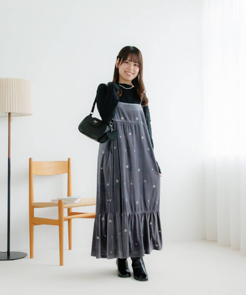 30%OFF】velour embroidery onepiece～ﾍﾞﾛｱｴﾝﾌﾞﾛｲﾀﾞﾘｰﾜﾝﾋﾟｰｽ | flower