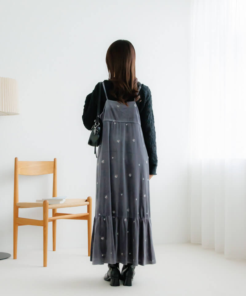 20%OFF】velour embroidery onepiece～ﾍﾞﾛｱｴﾝﾌﾞﾛｲﾀﾞﾘｰﾜﾝﾋﾟｰｽ | flower