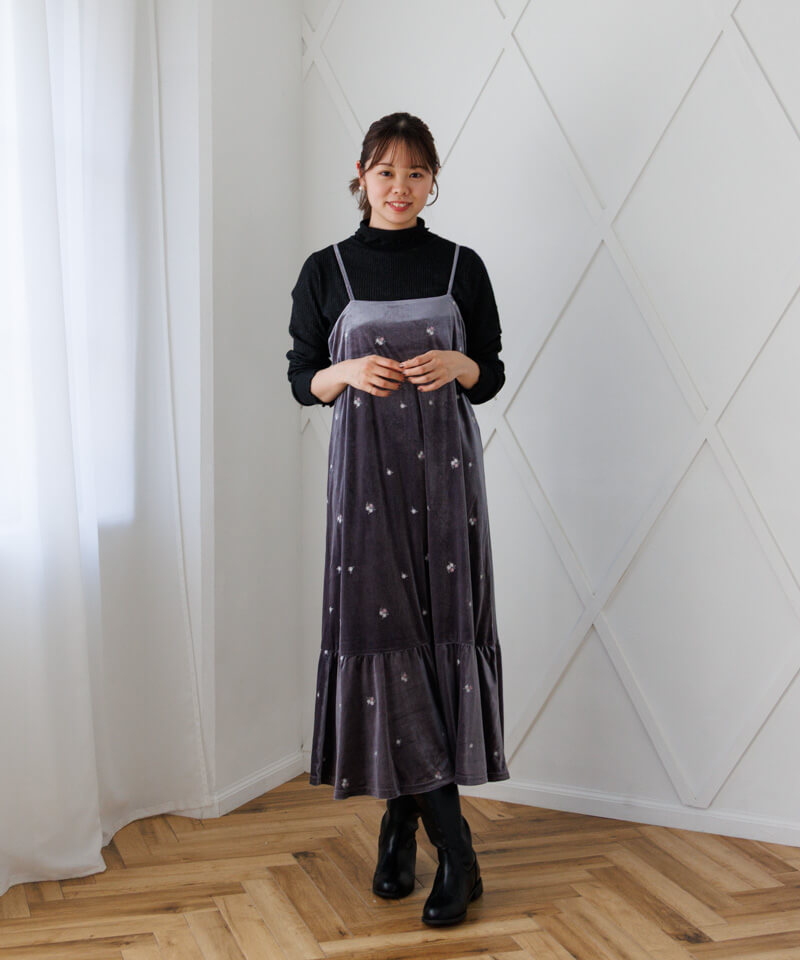 アルベロベロ　お襟モチーフ付きアートなワンピース　お値下げ不可！！ 30%OFF】velour embroidery onepiece～ﾍﾞﾛｱｴﾝﾌﾞﾛｲﾀﾞﾘｰﾜﾝﾋﾟｰｽ | flower