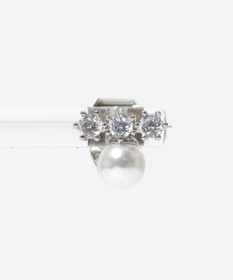 dressly pearl pierce～ﾄﾞﾚｽﾘｰﾊﾟｰﾙﾋﾟｱｽ | flower／フラワー公式通販