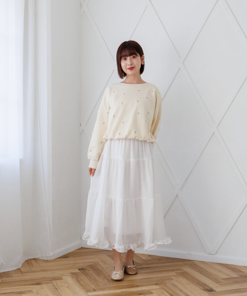 twinkle embroidery sweat～ﾄｩｲﾝｸﾙｴﾝﾌﾞﾛｲﾀﾞﾘｰｽｳｪｯﾄ | flower／フラワー