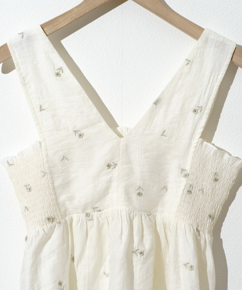 luminous embroidery bustier～ﾙﾐﾅｽｴﾝﾌﾞﾛｲﾀﾞﾘｰﾋﾞｽﾁｪ | flower