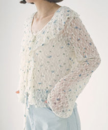 �L�k���̂��郌�[�X�ɉԕ��v�����g���{�����A�f�U�C���t���ȃJ�[�f�B�K����