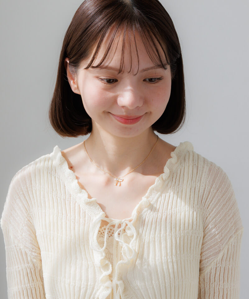 crystal ribbon necklace～ｸﾘｽﾀﾙﾘﾎﾞﾝﾈｯｸﾚｽ | flower／フラワー公式通販