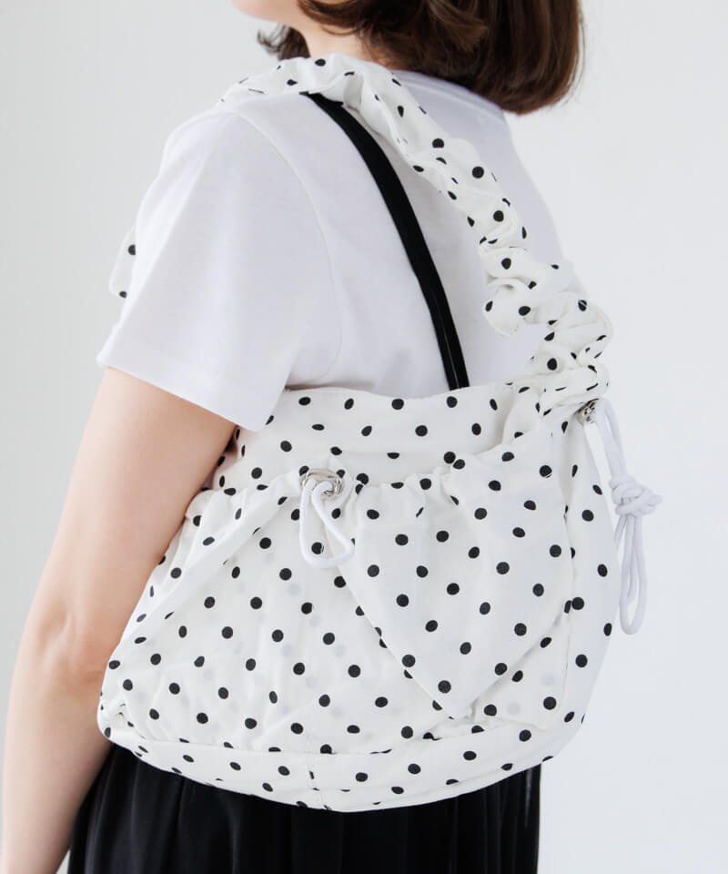 40%OFF】dot shirring bag～ﾄﾞｯﾄｼｬｰﾘﾝｸﾞﾊﾞｯｸﾞ | flower／フラワー公式通販
