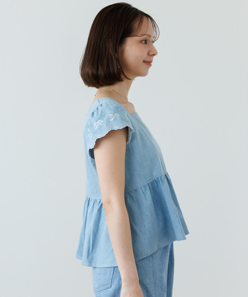 30%OFF】ribbon embroidery top～ﾘﾎﾞﾝｴﾝﾌﾞﾛｲﾀﾞﾘｰﾄｯﾌﾟ | flower