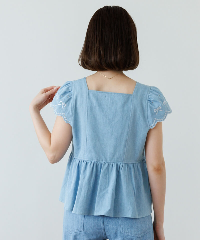 30%OFF】ribbon embroidery top～ﾘﾎﾞﾝｴﾝﾌﾞﾛｲﾀﾞﾘｰﾄｯﾌﾟ | flower