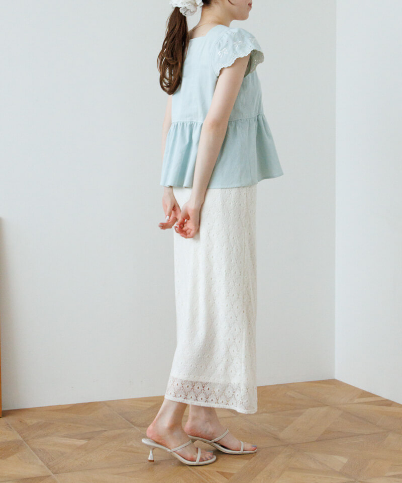 30%OFF】ribbon embroidery top～ﾘﾎﾞﾝｴﾝﾌﾞﾛｲﾀﾞﾘｰﾄｯﾌﾟ | flower