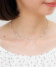 �قǂ悢�T�C�Y���̃p�[�������񂾏�i�ȃl�b�N���X��
