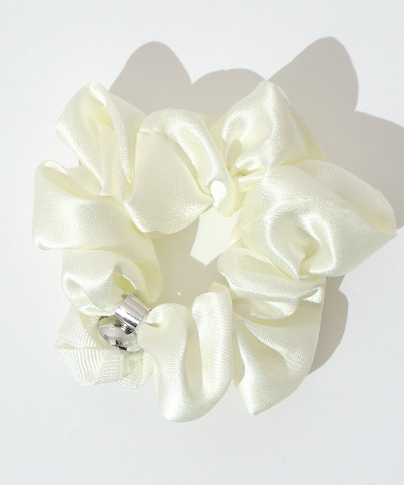【本物シルク100％】シルク サテン シュシュ ローズ　花びら satin rose chouchou～ｻﾃﾝﾛｰｽﾞｼｭｼｭ | flower／フラワー公式通販