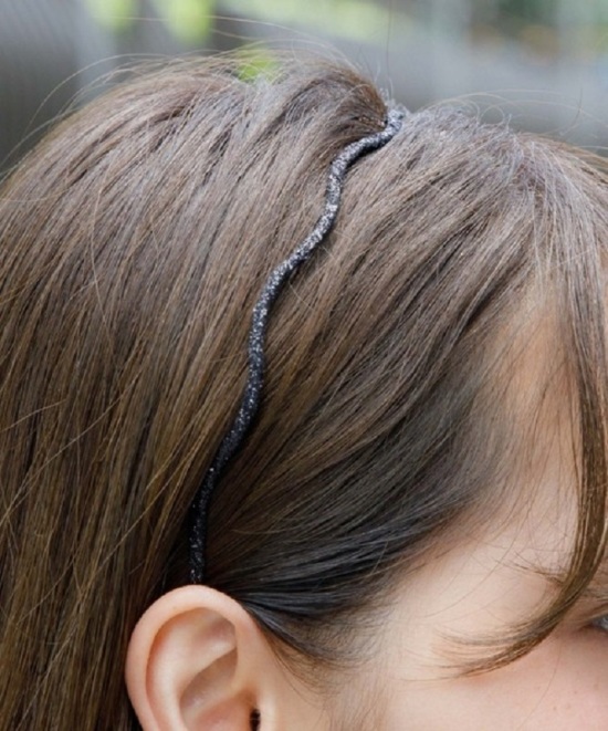 wavy glitter hairband ～ｳｪｰﾋﾞｰｸﾞﾘｯﾀｰｶﾁｭｰｼｬ | flower／フラワー公式通販