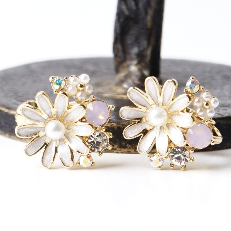 Bijoux Margaret Earring ﾋﾞｼﾞｭｰﾏｰｶﾞﾚｯﾄｲﾔﾘﾝｸﾞ Flower Webshop フラワーウェブショップ