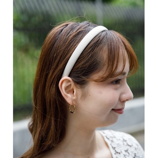 soft leather hairband ～ｿﾌﾄﾚｻﾞｰｶﾁｭｰｼｬ | flower／フラワー公式通販